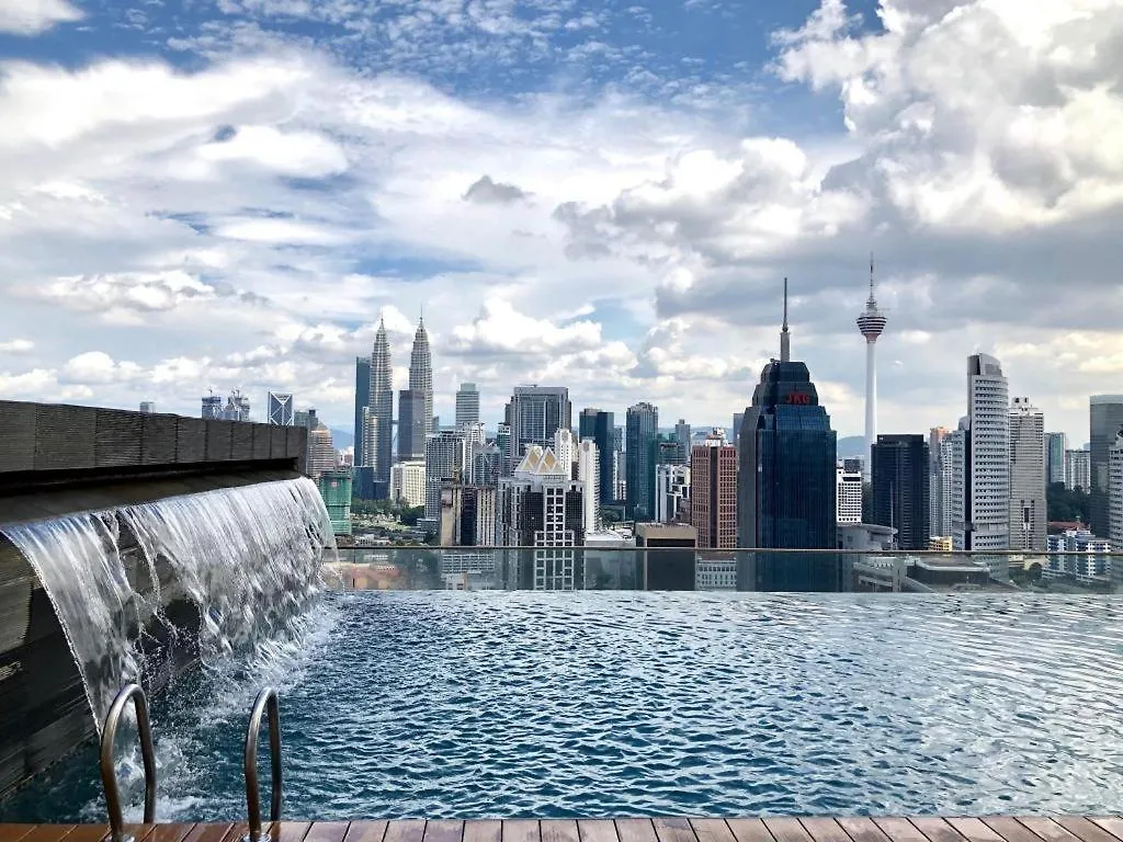 Luxury Suites & Klcc View Infinity Pool At Regalia Residence Kuala Lumpur 0*,